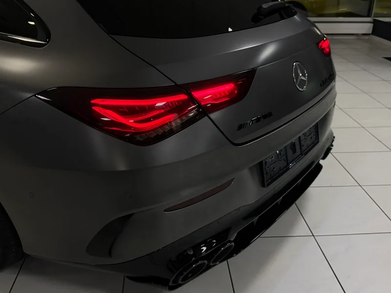 Mercedes-Benz CLA 45 AMG – 12