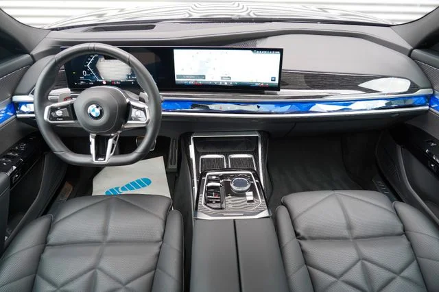BMW 740 – 12