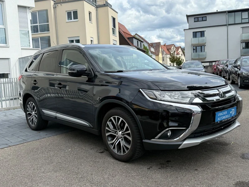 Mitsubishi Outlander – 4