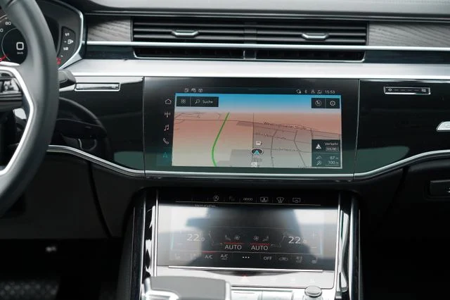 AUDI A8 – 23