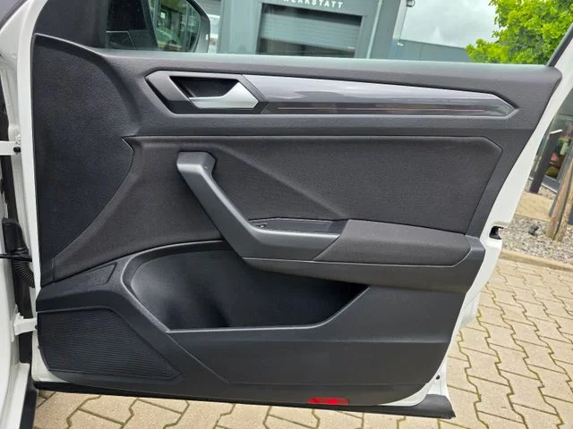 Volkswagen T-Roc – 22