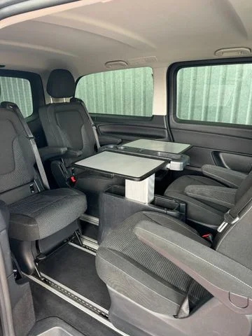 Mercedes-Benz V 250 – 14