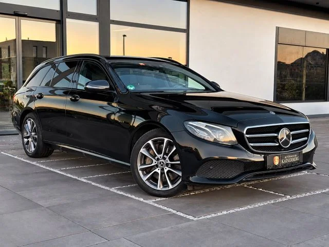 Mercedes-Benz E 300 – 2