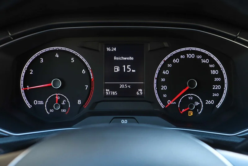 Volkswagen T-Roc – 17
