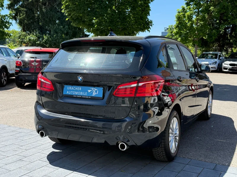 BMW 218 – 6
