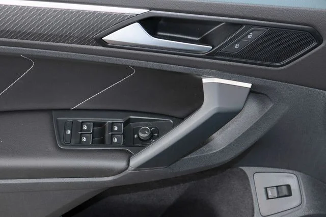 Volkswagen Tiguan – 10