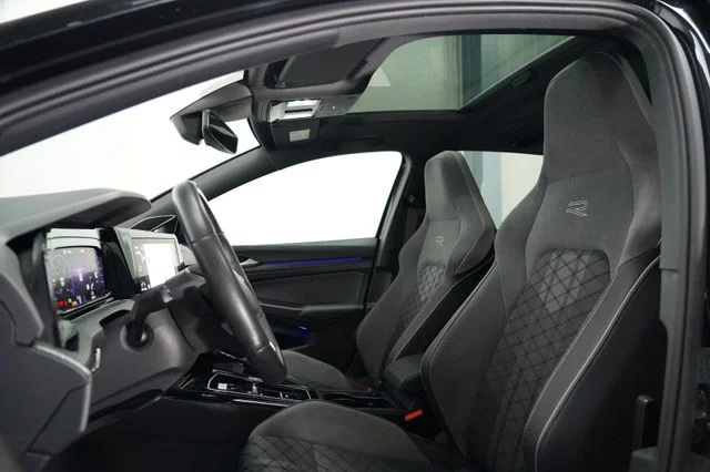 VW Golf – 13